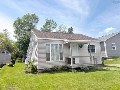 103 Cedar Street — photo 2