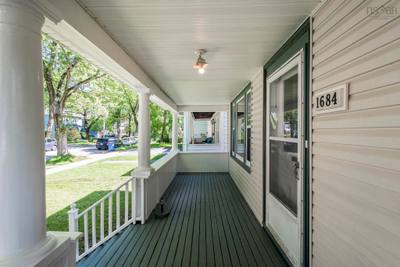 1684 Walnut Street — photo 2