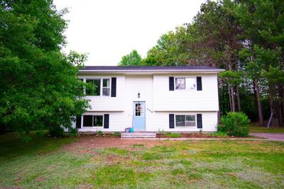 530 Bluenose Avenue — photo 3