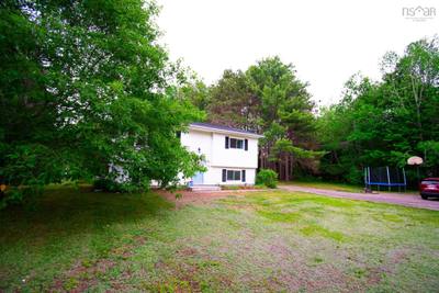 530 Bluenose Avenue — photo 5