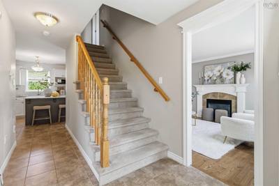 109 North Green Road — photo 3