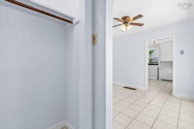 58 Newell Road — photo 5