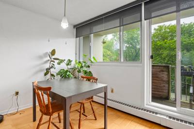 990 Mclean Street #404 — photo 3