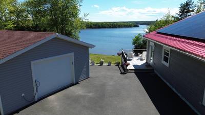 33 Dorothy Robinson Drive — photo 4