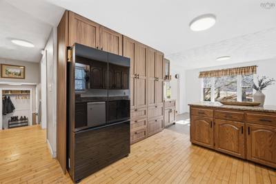 330 Gabriel Road — photo 4