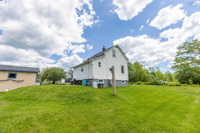 2367 Athol Road — photo 5