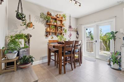 146 Maple Grove Avenue — photo 4
