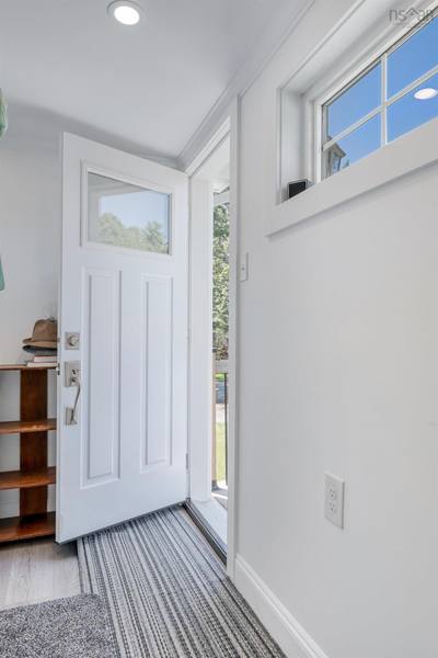 90 Crescent Street — photo 3