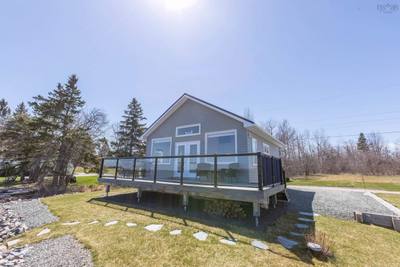 509 Bridgeview Lane — photo 3