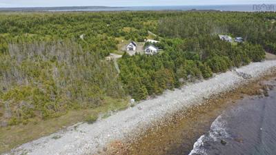 2446 Cape Gegogan Road — photo 2