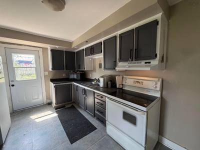 30-32 West Pleasant Street — photo 6