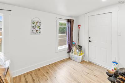32 Pleasant Street — photo 4