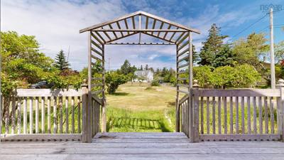 119 Island View Drive — photo 8