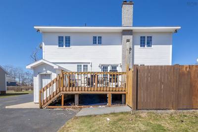 348 Cartier Street — photo 5