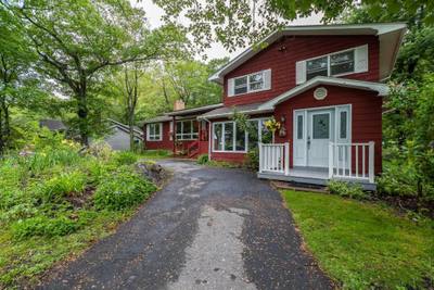 12 Campbell Drive — photo 2