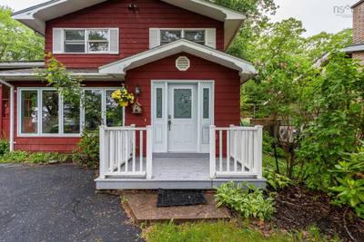 12 Campbell Drive — photo 3