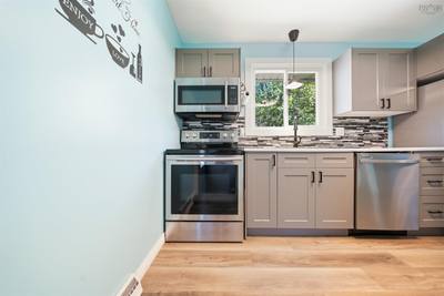 125 Oxford Street — photo 3