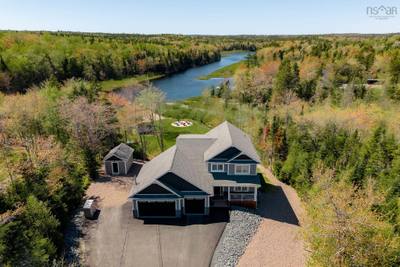 1290 Mccabe Lake Drive — photo 2