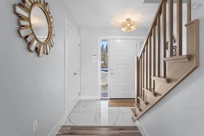 1290 Mccabe Lake Drive — photo 8