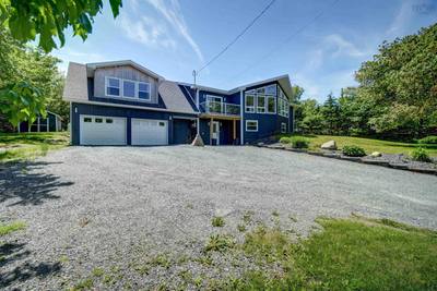18 Delmerle Drive — photo 4