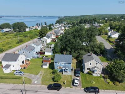 73 Taylor Street — photo 3