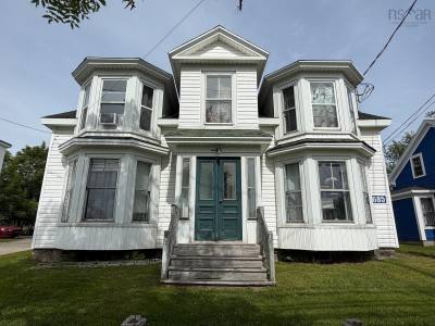 685 Main Street — photo 5