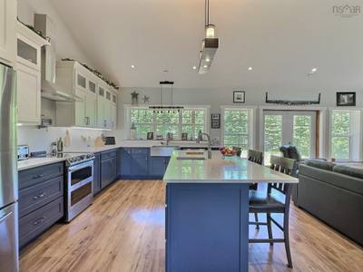 1020 Shortts Lake West Road — photo 2