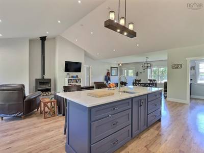 1020 Shortts Lake West Road — photo 5