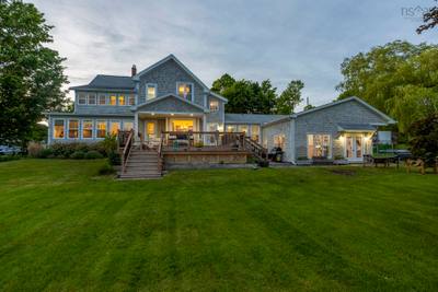 116 Pleasant Street — photo 3