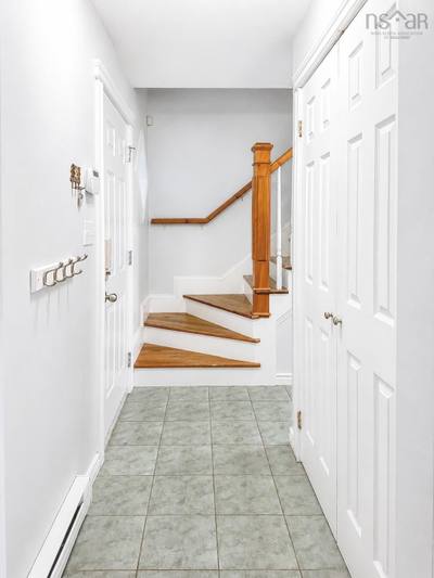 89 Terra Nova Drive — photo 3