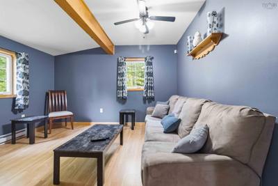 138 Falkenham Road — photo 5