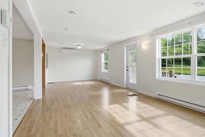 73 Underwood Road — photo 8