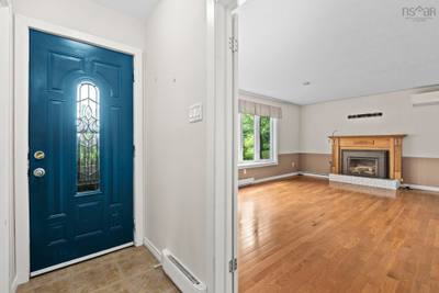 10 Plymouth Street — photo 4