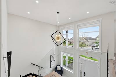 69 Sophia Street — photo 3