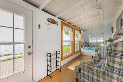 54 Poplar Lane — photo 4
