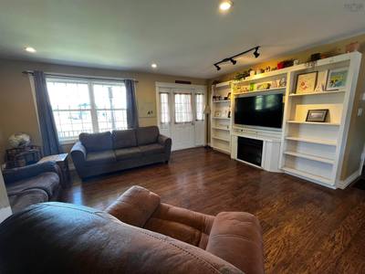 23 Deboer Drive — photo 4