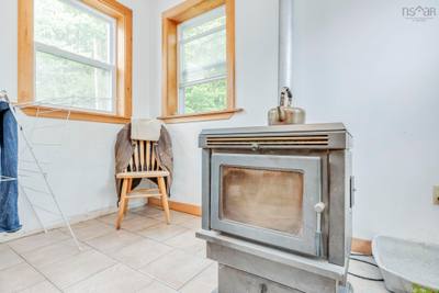 860 Park Street — photo 6