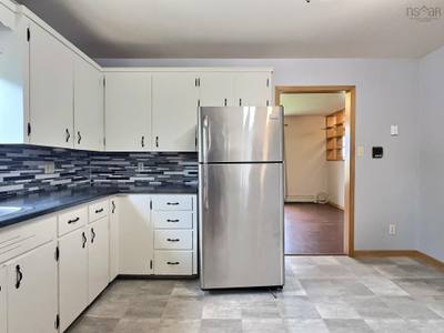 56 Lower Truro Road — photo 4