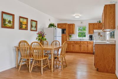 3653 West Bay Road — photo 8
