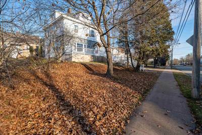 132 Almont Avenue — photo 3
