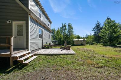 13734 Highway 6 — photo 2
