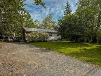 1192 Highway 2 — photo 4