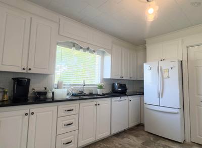 45 Franks Road — photo 4