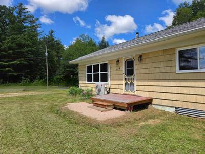 119 Hubley Road — photo 3