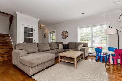 81 Terra Nova Drive — photo 7