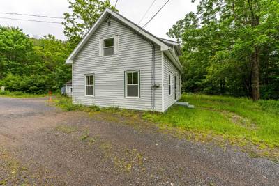 18 Clementsport Road — photo 4