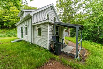 18 Clementsport Road — photo 8
