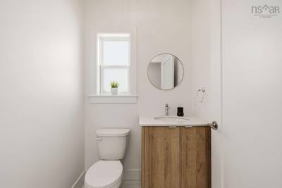 46 Elizabeth Doane Drive — photo 5