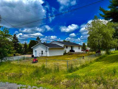 1 Whites Lake Avenue — photo 7