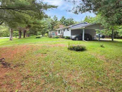 26 South Hill Drive — photo 2